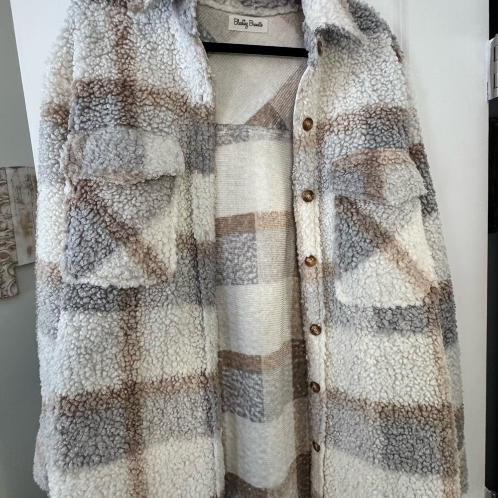 Women's Plaid Sherpa Jacket - Gray and Brown